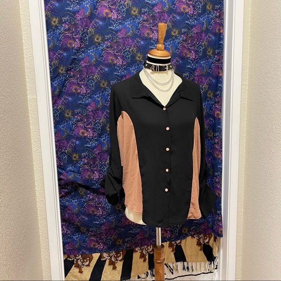 🌈 Lovely minimalist button top - Picture 3 of 10